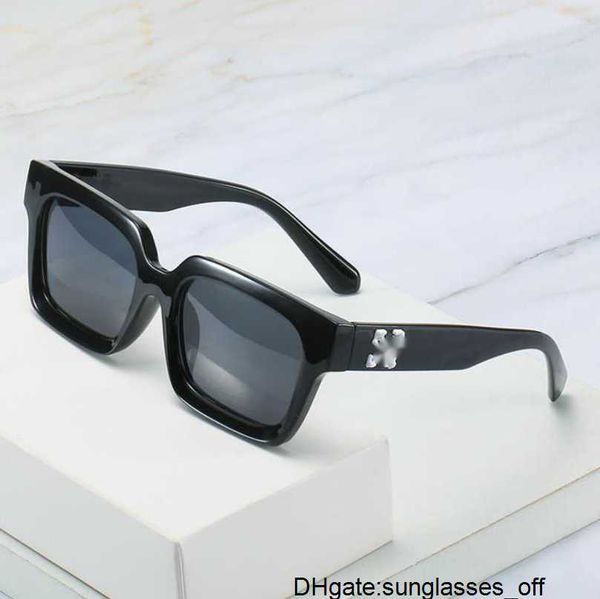luxury offs white frames fashion sunglasses men women sunglass arrow x frame eyewear trend hip hop square sunglasse sports travel sun glasse, White;black
luxury offs white frames fashion sunglasses men women sunglass arrow x frame eyewear trend hip hop square sunglasse sports travel sun glasse, White;black