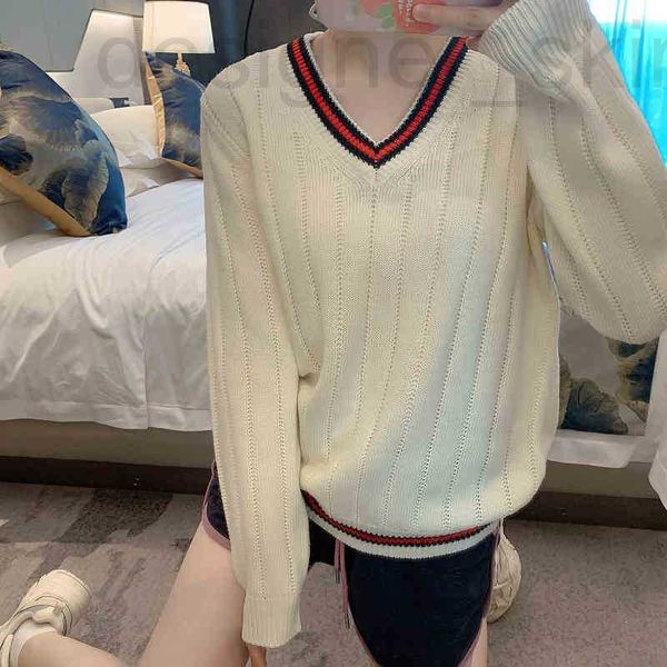 women's sweaters designer autumn new solid color men's and women's style college leisure versatile loose pullolong sleeve v-n, White;black
women's sweaters designer autumn new solid color men's and women's style college leisure versatile loose pullolong sleeve v-n, White;black