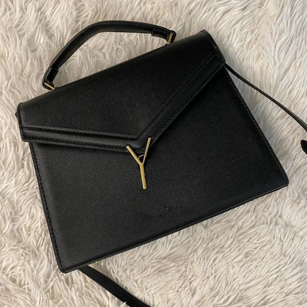 luxury handbag cassandra bag shoulder ysle bag brand y-shaped designer seam leather ladies metal chain clamshell messenger
luxury handbag cassandra bag shoulder ysle bag brand y-shaped designer seam leather ladies metal chain clamshell messenger