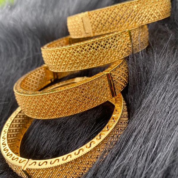 bangle 4pcs/lot ethiopian bracelet gold bangles for women gold dubai bride wedding africa bangle arab jewelry gold charm, Black
bangle 4pcs/lot ethiopian bracelet gold bangles for women gold dubai bride wedding africa bangle arab jewelry gold charm, Black