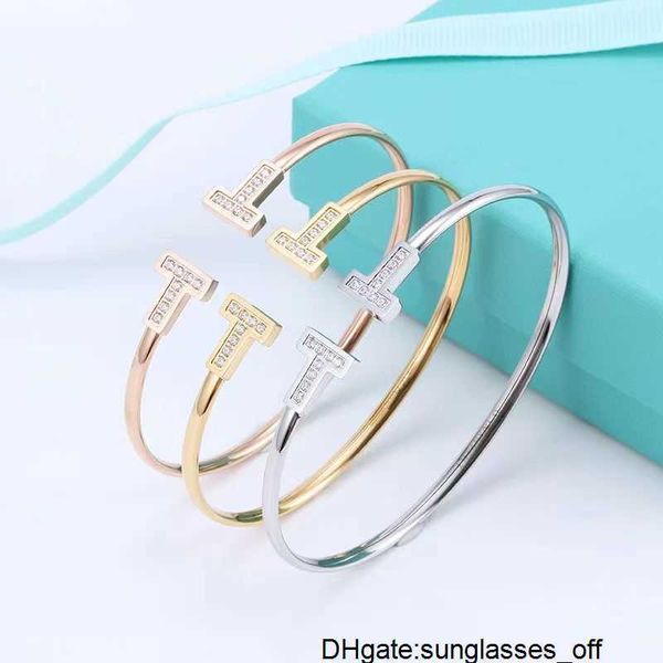 designer bracelets women fashion glamour trendy diamond exquisite gifts jewelry good looking nro4, Golden;silver
designer bracelets women fashion glamour trendy diamond exquisite gifts jewelry good looking nro4, Golden;silver
