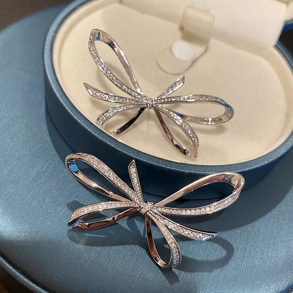 knot bowknot personality earrings 2022 trends zircon metal wind big butterfly fashion girl gift vintage party jewelry silver color
knot bowknot personality earrings 2022 trends zircon metal wind big butterfly fashion girl gift vintage party jewelry silver color