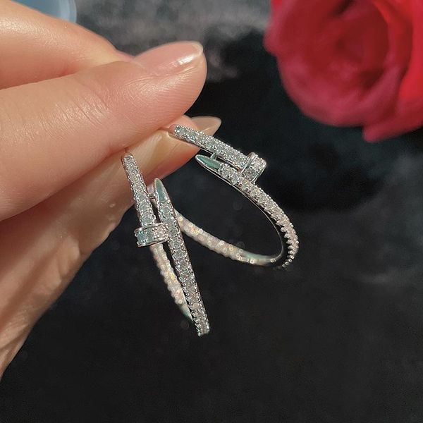 huggie luxury punk trend zircon nails hoop earrings ladies circle statement party show banquet jewelry 2022 new brincos aretes aros, Golden;silver
huggie luxury punk trend zircon nails hoop earrings ladies circle statement party show banquet jewelry 2022 new brincos aretes aros, Golden;silver