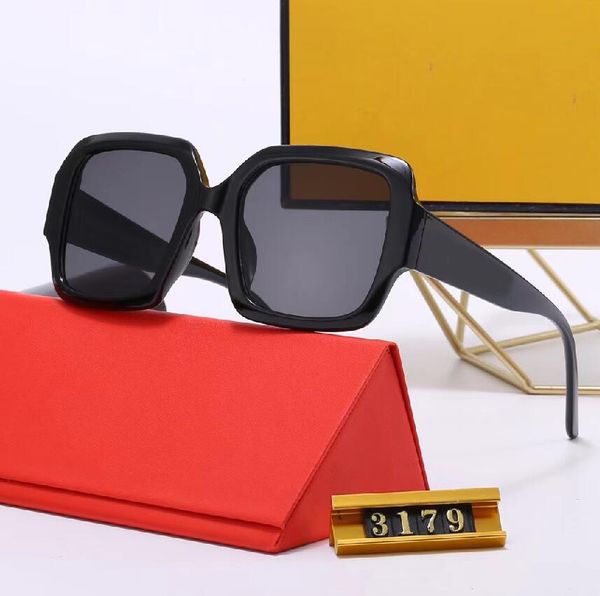 2023 summer designer sunglasses fashion beach glasses full frame letter rectangle design for man woman 6 optional highly quality, White;black
2023 summer designer sunglasses fashion beach glasses full frame letter rectangle design for man woman 6 optional highly quality, White;black