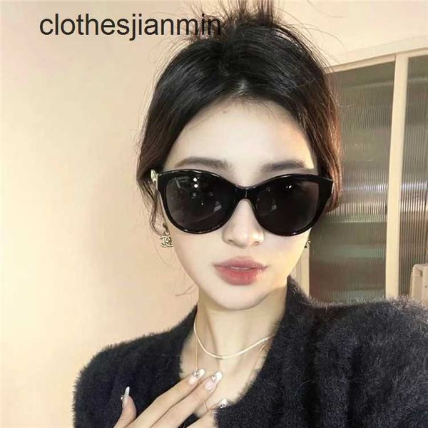 2023 fashion sunglasses factory 85% retail xiaoxiangjia's new fashionable cat ey alphabet legs sunglass star same ch5458, White;black
2023 fashion sunglasses factory 85% retail xiaoxiangjia's new fashionable cat ey alphabet legs sunglass star same ch5458, White;black