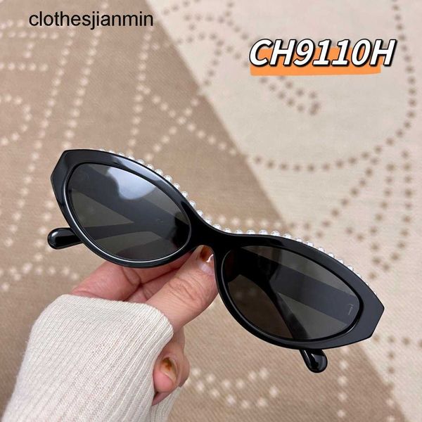 2023 fashion sunglasses factory 85% retail xiaoxiangjia sunglass 23 new inlaid pearl cat eye high-end french ch9110 glass for women summer, White;black
2023 fashion sunglasses factory 85% retail xiaoxiangjia sunglass 23 new inlaid pearl cat eye high-end french ch9110 glass for women summer, White;black
