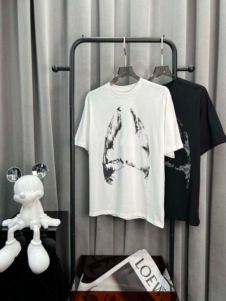 new fashion designer men's t-shirt high-quality latest women's alphabet print short sleeve embroidered crew neck cotton t-shirt. a, White;black
new fashion designer men's t-shirt high-quality latest women's alphabet print short sleeve embroidered crew neck cotton t-shirt. a, White;black