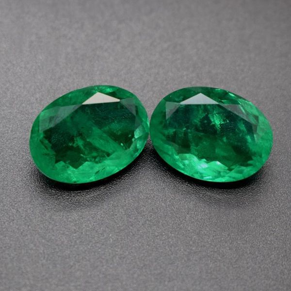 crystal synthetic colombian emeralds oval faceted cut loose gemstone have same inclusions and abrasions natural for jewellery making
crystal synthetic colombian emeralds oval faceted cut loose gemstone have same inclusions and abrasions natural for jewellery making