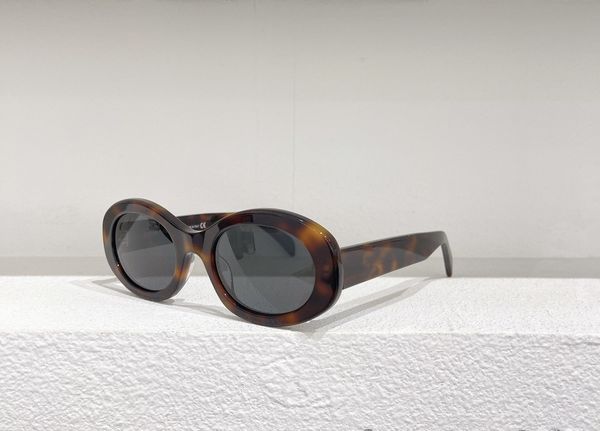 sunglasses for woman cl40194 triumphal arch women's sugar and sugar oval sunglasses, White;black
sunglasses for woman cl40194 triumphal arch women's sugar and sugar oval sunglasses, White;black