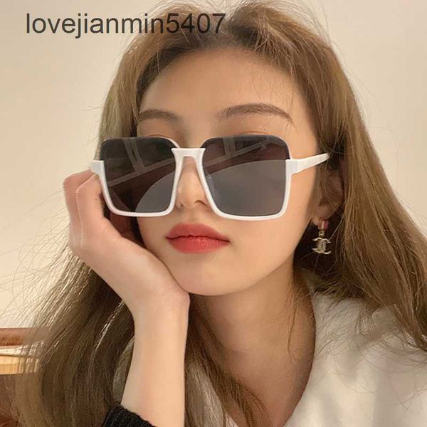2023 fashion sunglasses factory 50% retail xiaoxiangjia new korean street p imitation half frame sunglass for women's ins outdoor drivi, White;black
2023 fashion sunglasses factory 50% retail xiaoxiangjia new korean street p imitation half frame sunglass for women's ins outdoor drivi, White;black