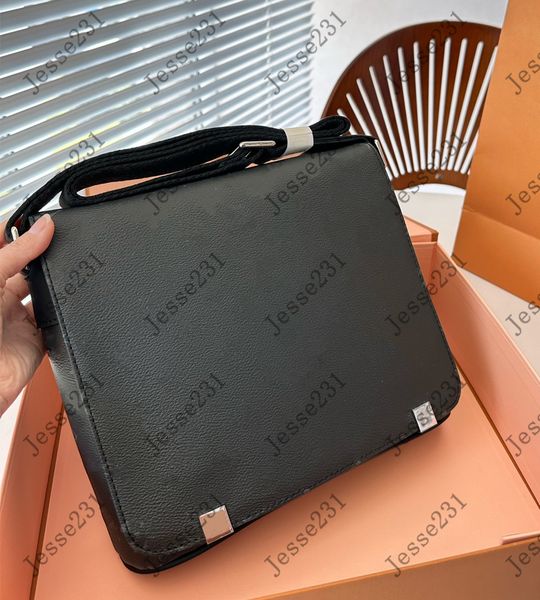 7a genuine leather designer bags mens luxurys district pm handbags women shoulder bag cross body crossbody bag briefcase bag messenger handb
7a genuine leather designer bags mens luxurys district pm handbags women shoulder bag cross body crossbody bag briefcase bag messenger handb