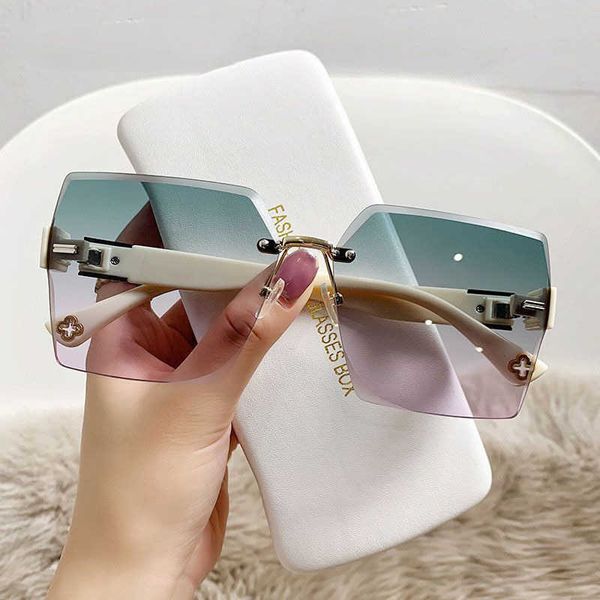 sunglasses frames 2023 new brown sunglasses for women anti ultraviolet strong light summer advanced sense ins driving sunglasses-, Silver
sunglasses frames 2023 new brown sunglasses for women anti ultraviolet strong light summer advanced sense ins driving sunglasses-, Silver