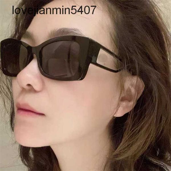 2023 fashion sunglasses factory 50% retail xiaoxiangjia ch5430 star net red same cat eye sunglass box small sunglass female, White;black
2023 fashion sunglasses factory 50% retail xiaoxiangjia ch5430 star net red same cat eye sunglass box small sunglass female, White;black