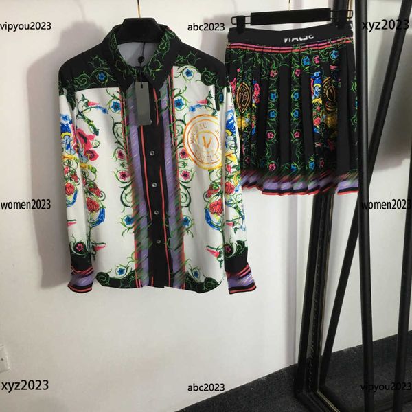 luxury designer dresses for woman size s-xl two piece dress floral printed long sleeved shirt and high waisted pleated short skirt, White
luxury designer dresses for woman size s-xl two piece dress floral printed long sleeved shirt and high waisted pleated short skirt, White