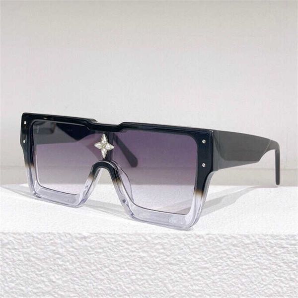 ins wang hedi same plate male personality lens diamond sunglasses female fashion, White;black
ins wang hedi same plate male personality lens diamond sunglasses female fashion, White;black