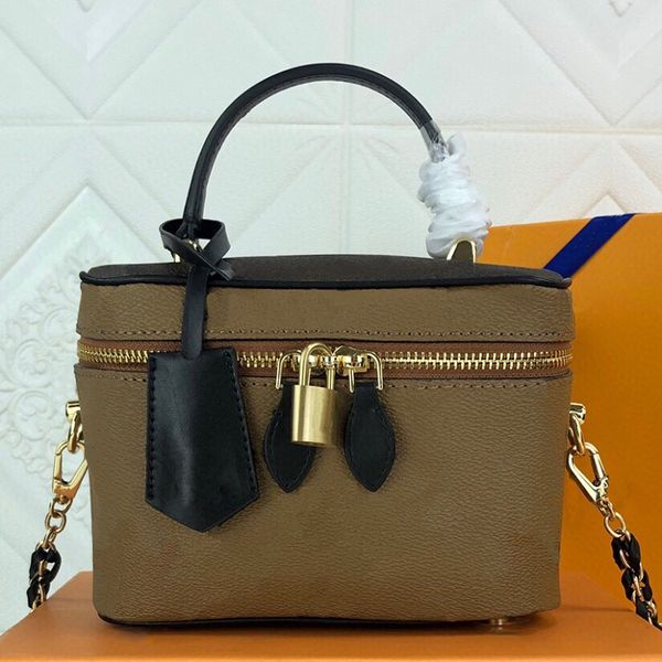 fashion crossbody versatile women's bag classic matching print logo design makeup bag casual handbag with series code
fashion crossbody versatile women's bag classic matching print logo design makeup bag casual handbag with series code