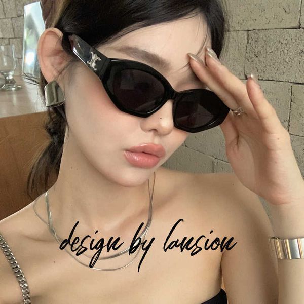 2023 design lens factory 80% retail2023 new lisa same triumphal arch sunglass women's round face cat eye polygonal square large frame, White;black
2023 design lens factory 80% retail2023 new lisa same triumphal arch sunglass women's round face cat eye polygonal square large frame, White;black