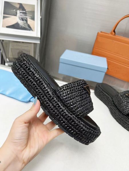 designer women's woven thick sole slippers latest direct sale inner leather beach outdoor shoes women's sizes 35-41, Black
designer women's woven thick sole slippers latest direct sale inner leather beach outdoor shoes women's sizes 35-41, Black