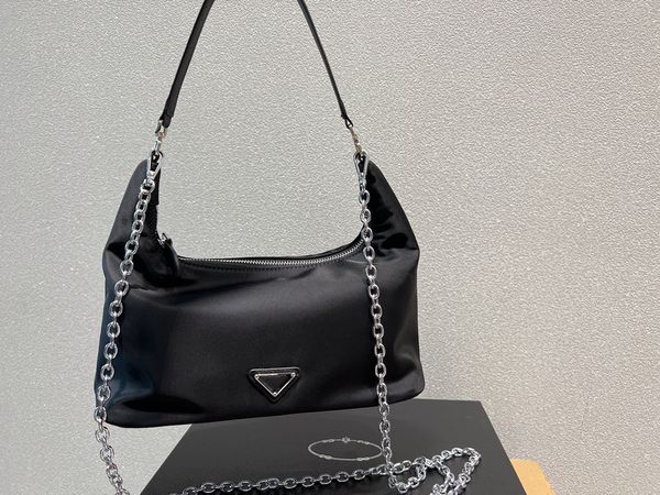 fashion luxury brand bag designer women's 2-in-1 crossbody bag single shoulder bag postman bag versatile and practical
fashion luxury brand bag designer women's 2-in-1 crossbody bag single shoulder bag postman bag versatile and practical