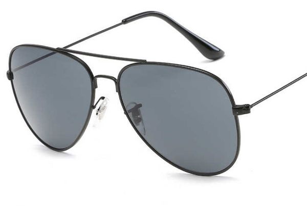 2021 new 3026 high definition glass polarized glasses car driving sunglasses pilot glasses, White;black
2021 new 3026 high definition glass polarized glasses car driving sunglasses pilot glasses, White;black