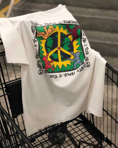 american icey cotton vintage graffiti artist niche trendy brand t-shirt for men and women with short sleeves and half sleeves, White
american icey cotton vintage graffiti artist niche trendy brand t-shirt for men and women with short sleeves and half sleeves, White