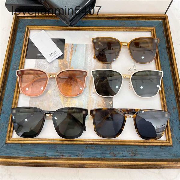 2023 fashion sunglasses factory 50% retail xiaoxiangjia's new square letter sunglass leg star ch6090, White;black
2023 fashion sunglasses factory 50% retail xiaoxiangjia's new square letter sunglass leg star ch6090, White;black