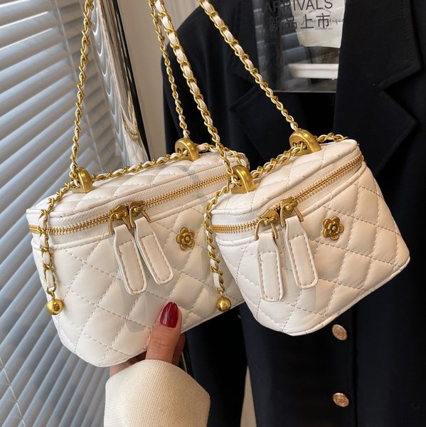 waist bags texture rhombus shoulder bag for women chain messenger small fragrant fashion box retro 230520
waist bags texture rhombus shoulder bag for women chain messenger small fragrant fashion box retro 230520