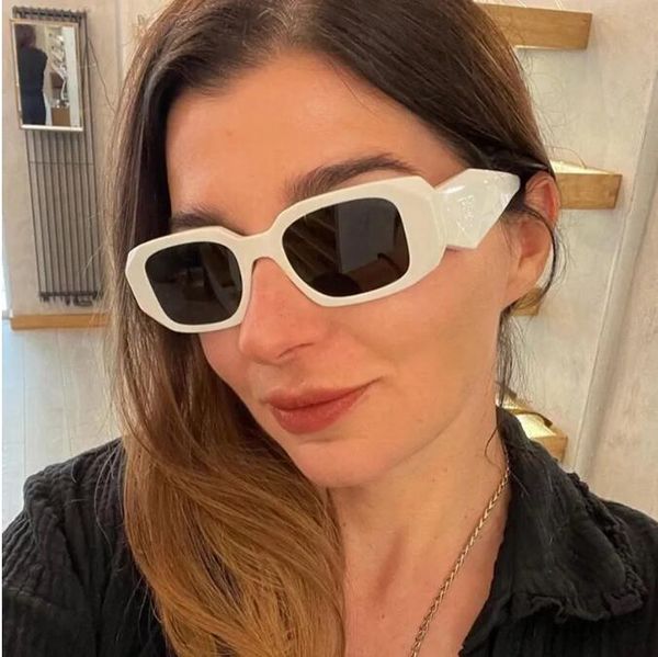 designer sunglasses classic eyeglasses goggle outdoor beach sun glasses for man woman 6 color optional triangular signature with box, White;black
designer sunglasses classic eyeglasses goggle outdoor beach sun glasses for man woman 6 color optional triangular signature with box, White;black