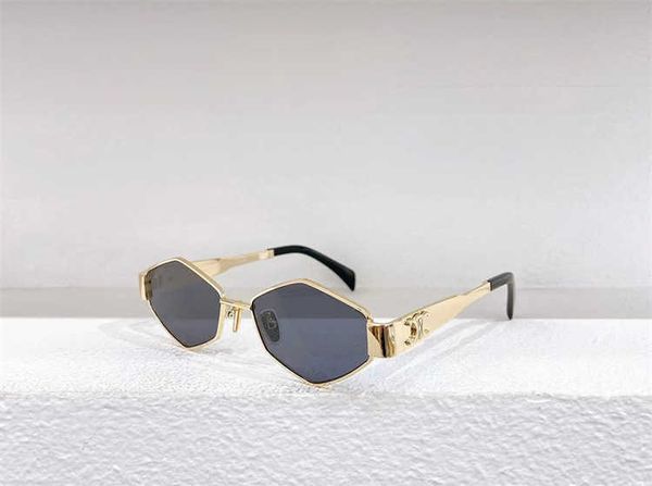 2023 design lens factory 80% retailnew polygon sunglass net red with cl40236u triumphal arch personality fashion for women, White;black
2023 design lens factory 80% retailnew polygon sunglass net red with cl40236u triumphal arch personality fashion for women, White;black