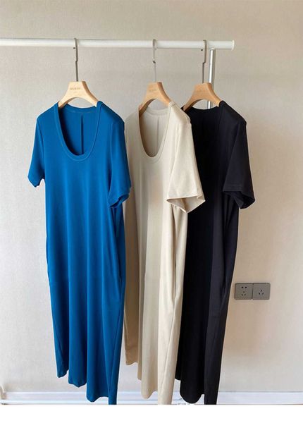 simple fashionable solid color loose fitting casual short sleeved t-shirt long lazy person over the knee dress summer new versatile, White;black
simple fashionable solid color loose fitting casual short sleeved t-shirt long lazy person over the knee dress summer new versatile, White;black