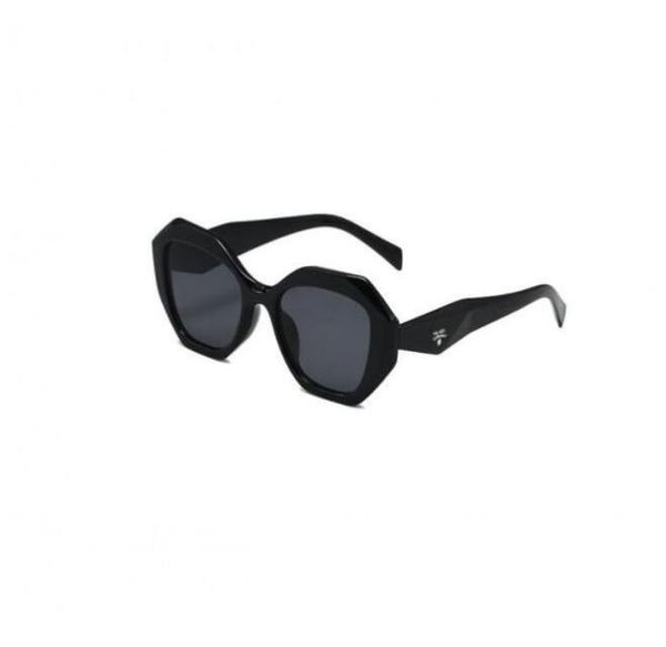 hexagonal sunglasses for woman classic eyeglasses goggle outdoor beach sun glasses for man woman a variety optional triangular signature fac, White;black
hexagonal sunglasses for woman classic eyeglasses goggle outdoor beach sun glasses for man woman a variety optional triangular signature fac, White;black