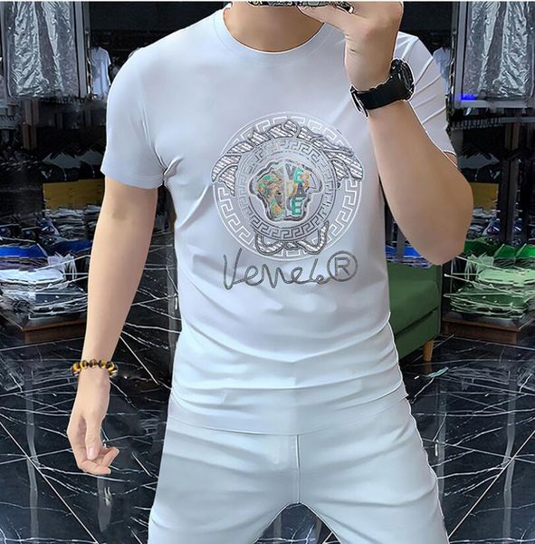 luxury mens designer men's short sleeved t-shirt, european goods, heavy craftsmanship, laser sequins, fashionable men's clothing,, White;black
luxury mens designer men's short sleeved t-shirt, european goods, heavy craftsmanship, laser sequins, fashionable men's clothing,, White;black