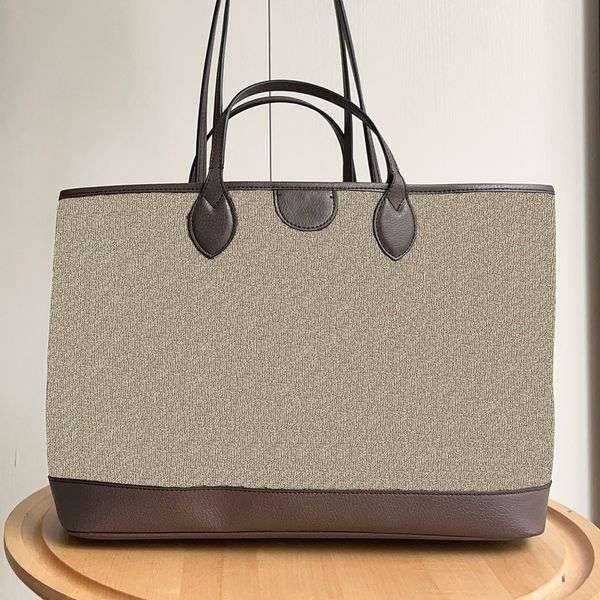 luxury tote bag leather designer handbag crossbody bags for women shoulder belt bag clutch embossed purse shopping fashion handba
luxury tote bag leather designer handbag crossbody bags for women shoulder belt bag clutch embossed purse shopping fashion handba