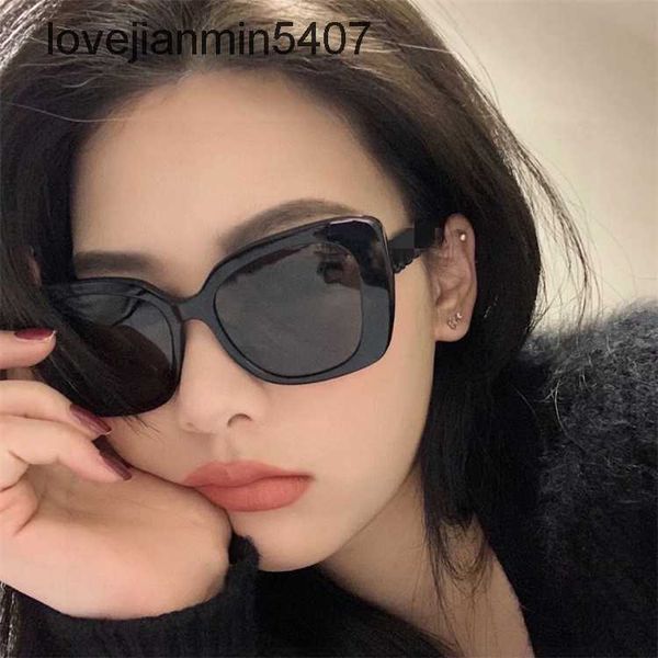2023 fashion sunglasses factory 50% retail xiaoxiangjia square letter sunglass with sunglass legs and stars the same type of plate polarized, White;black
2023 fashion sunglasses factory 50% retail xiaoxiangjia square letter sunglass with sunglass legs and stars the same type of plate polarized, White;black