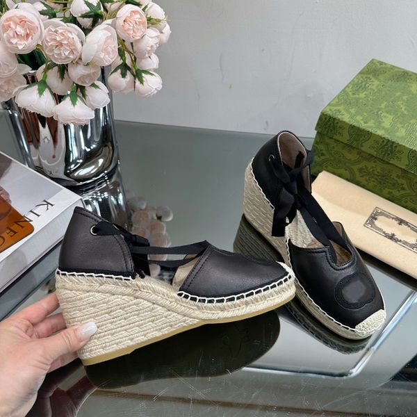 luxury women's shoes with leather sloping heels and a toe cap, women's shoes thick fashion sandals, sportswear35-41, Black
luxury women's shoes with leather sloping heels and a toe cap, women's shoes thick fashion sandals, sportswear35-41, Black