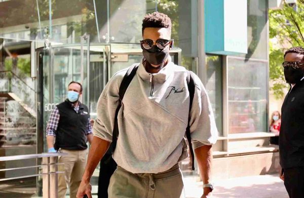 mens hoodies sweatshirts designer clothing american rhude letter embroidery high street fashion brand womens loose standing, Black
mens hoodies sweatshirts designer clothing american rhude letter embroidery high street fashion brand womens loose standing, Black