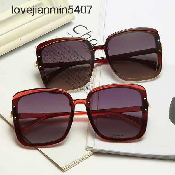 2023 fashion sunglasses factory 50% retail new versatile sunglass female xiaoxiangjia sunglass street shooting, White;black
2023 fashion sunglasses factory 50% retail new versatile sunglass female xiaoxiangjia sunglass street shooting, White;black