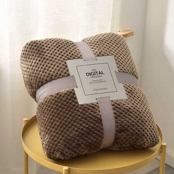 2023 striped throw blanket flannel fleece soft bed cover winter warm stitch fluffy bed linen bedspread for sofa bedroom
2023 striped throw blanket flannel fleece soft bed cover winter warm stitch fluffy bed linen bedspread for sofa bedroom