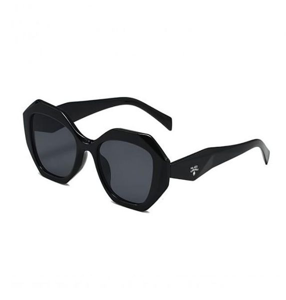 hexagonal sunglasses for woman classic eyeglasses goggle outdoor beach sun glasses for man woman a variety optional triangular signature fac, White;black
hexagonal sunglasses for woman classic eyeglasses goggle outdoor beach sun glasses for man woman a variety optional triangular signature fac, White;black