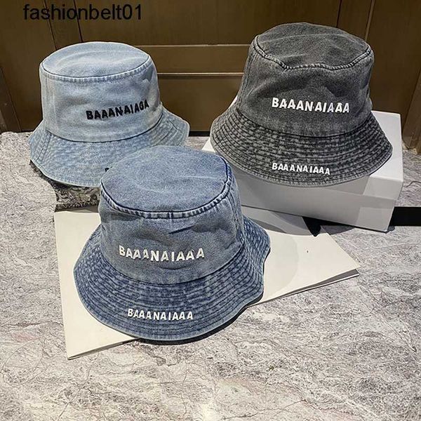 luxury designer bucket hat solid color fisherman's hat classic letters fashion denim travel beach summer brim, Blue;gray
luxury designer bucket hat solid color fisherman's hat classic letters fashion denim travel beach summer brim, Blue;gray