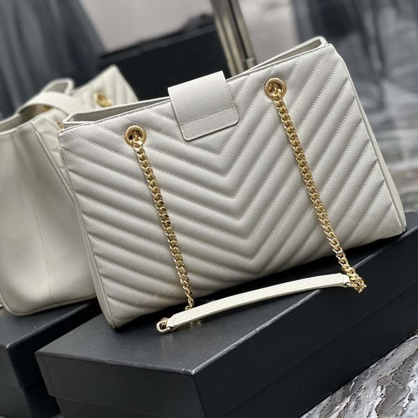 10a women caviar cowhide large tote bag women shopping bag durable caviar grain leather flip design
10a women caviar cowhide large tote bag women shopping bag durable caviar grain leather flip design