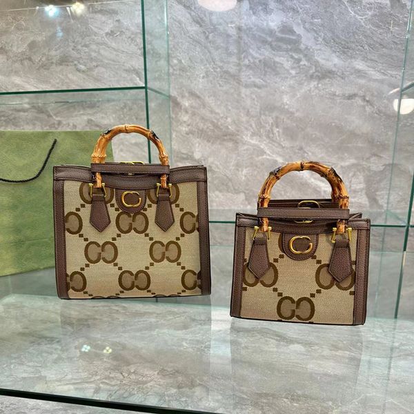 luxury designer bamboo shoulder brown two-tone tote bags crocodile leather double gold hardware for women 27cm-20cm
luxury designer bamboo shoulder brown two-tone tote bags crocodile leather double gold hardware for women 27cm-20cm