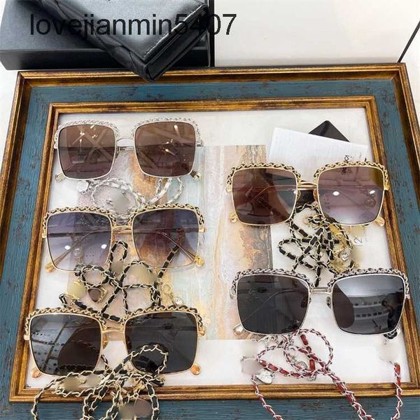 2023 fashion sunglasses factory 50% retail xiaoxiangjia box sunglass female star net red ins same leather chain ch2206, White;black
2023 fashion sunglasses factory 50% retail xiaoxiangjia box sunglass female star net red ins same leather chain ch2206, White;black
