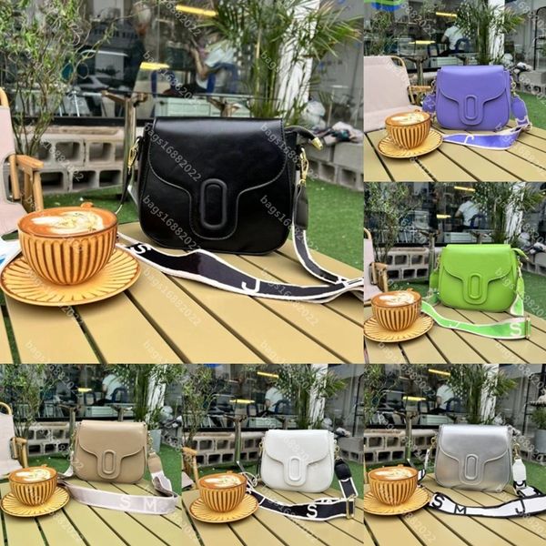 real cowhide women one shoulder crossbody bag designer bag handbag fashion chain bag leather bag satchel clutch bag wallet
real cowhide women one shoulder crossbody bag designer bag handbag fashion chain bag leather bag satchel clutch bag wallet