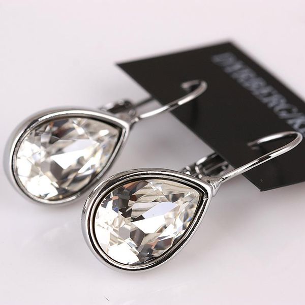 stud seeling fashion dyrberg/kern dropshaped earrings temperament shiny crystal earrings in stock, Golden;silver
stud seeling fashion dyrberg/kern dropshaped earrings temperament shiny crystal earrings in stock, Golden;silver