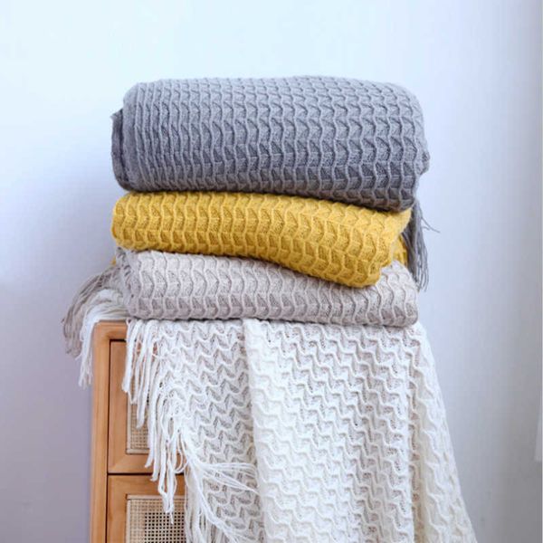 new nordic sofa blankets and throws knitted bed end cover with tassel geometric dust-proof bedspread leisure blanket solid color
new nordic sofa blankets and throws knitted bed end cover with tassel geometric dust-proof bedspread leisure blanket solid color
