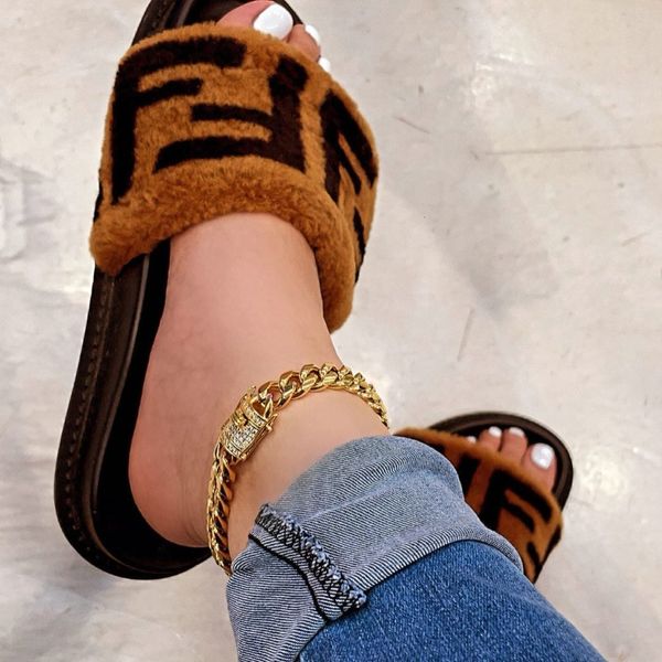 anklets gold color hip hop rock women anklet micro pave cz clasp cuban link chain foot jewelry 230520, Red;blue
anklets gold color hip hop rock women anklet micro pave cz clasp cuban link chain foot jewelry 230520, Red;blue