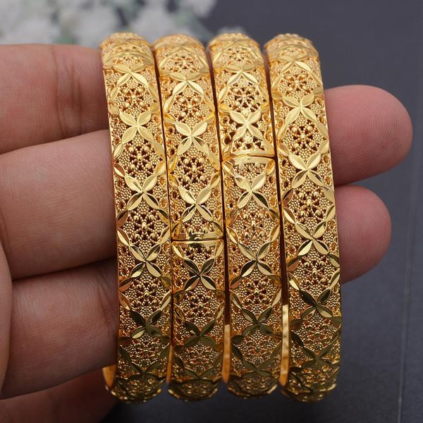 bangle 4pcs/set 24k dubai gold color african bridal wedding bangles for women saudi arab exquisite pattern bracelet bangles jewelry, Black
bangle 4pcs/set 24k dubai gold color african bridal wedding bangles for women saudi arab exquisite pattern bracelet bangles jewelry, Black