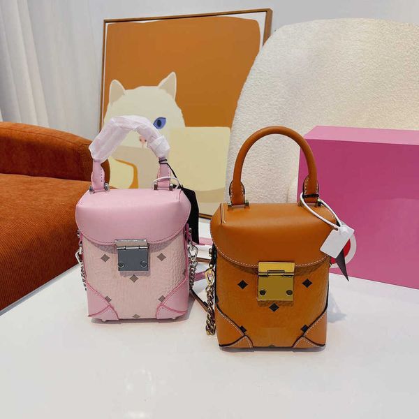 new designer bag leather shoulder bags women ini akeup case women crossbody bags ladies purses handbag solid color wallet
new designer bag leather shoulder bags women ini akeup case women crossbody bags ladies purses handbag solid color wallet