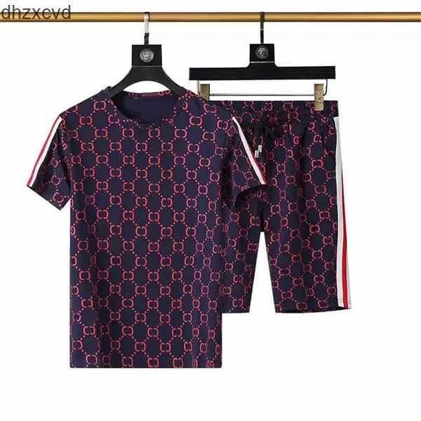 mens beach designers tracksuits summer suits 21ss fashion t shirt seaside holiday shirts shorts sets man s luxury set outfits sportswears qw, Gray
mens beach designers tracksuits summer suits 21ss fashion t shirt seaside holiday shirts shorts sets man s luxury set outfits sportswears qw, Gray